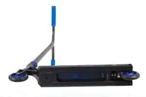AO-Scooter-Quarum-bottom